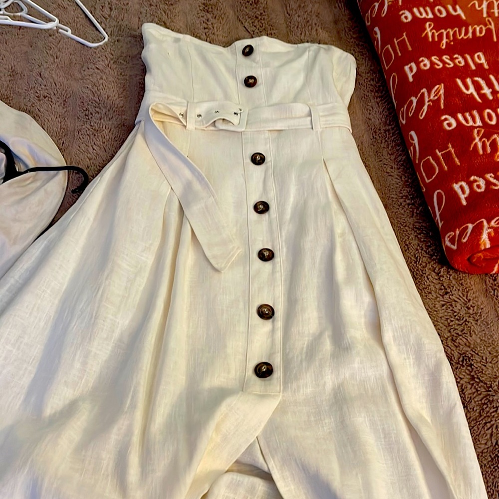 Ivory Strapless Line  Dress